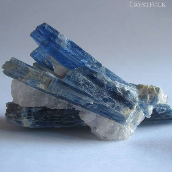 blue kyanite crystal meaning