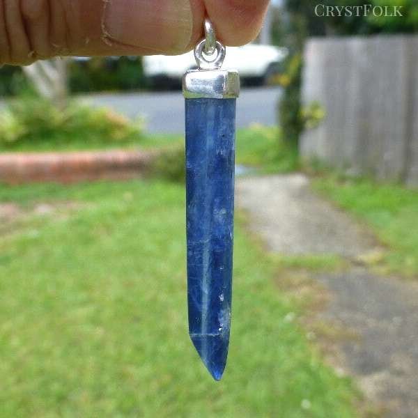 blue kyanite crystal meaning