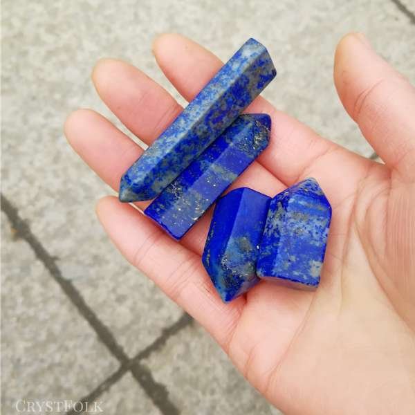 kyanite crystal meaning