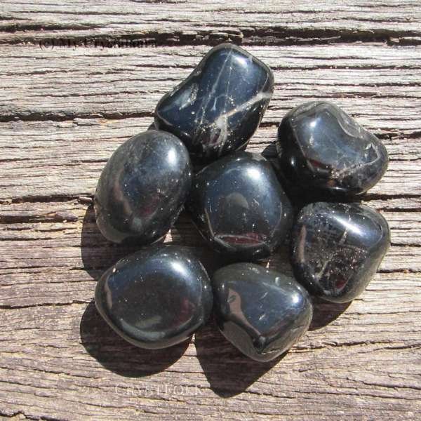 onyx crystals meaning