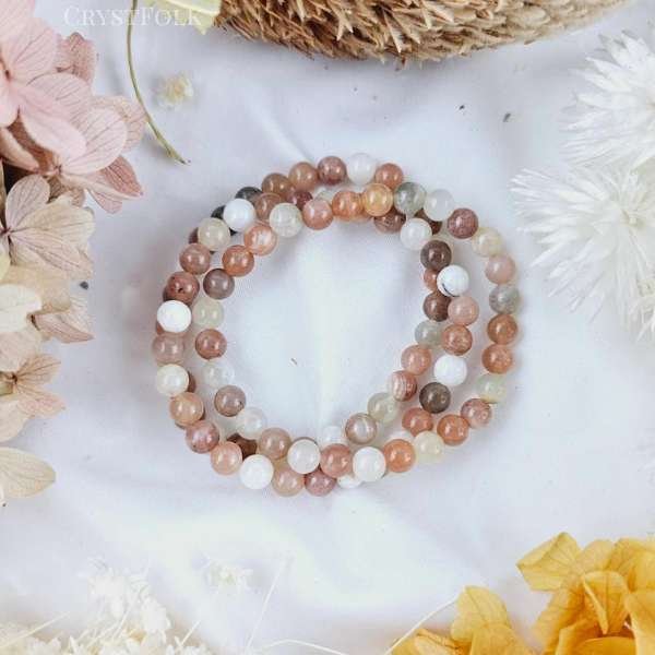 peach moonstone crystal meaning