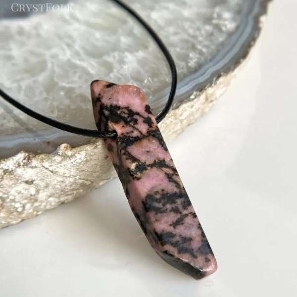 rhodonite crystal meaning