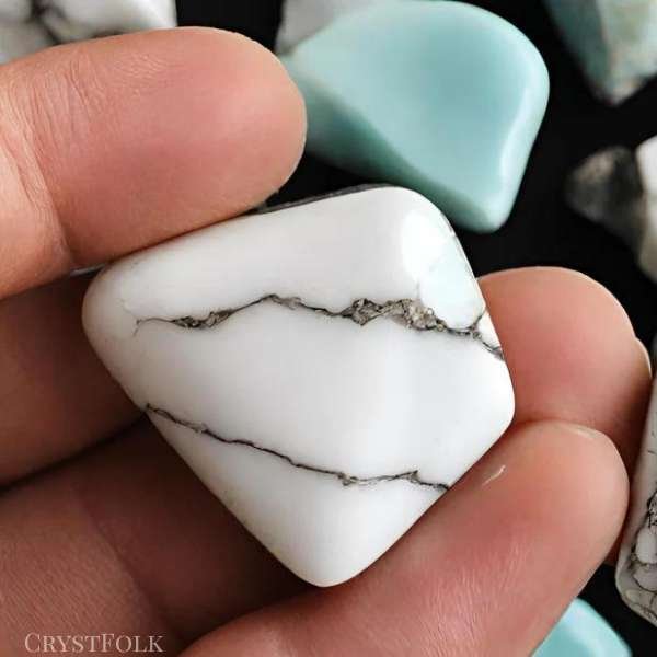 white howlite crystal meaning