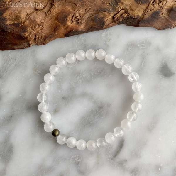 white quartz crystal meaning